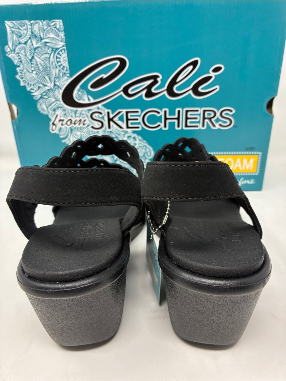 Skechers Black Cali Wedge Sandals with Decorative Laser-Cut Straps - Picture 4 of 6